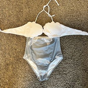 Girls boutique swimsuit never worn size 10-12